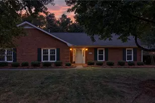 813 Campbell Glen Ln, Winston-Salem, NC 27103 - Photo 1