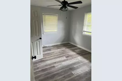 2021 Ashley Drive, Greensboro, NC 27405 - Photo 6