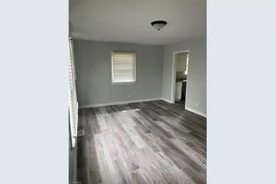 2021 Ashley Drive, Greensboro, NC 27405 - Photo 2