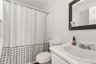 1175 Glendale Dr, Greensboro, NC 27406 - Photo 12