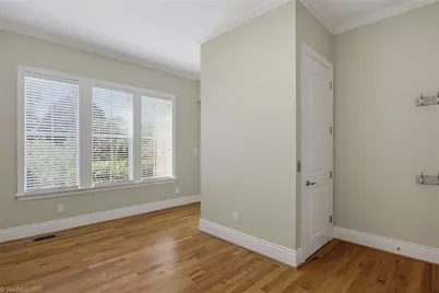 125 Holly Hill Court, Winston-Salem, NC 27106 - Photo 8