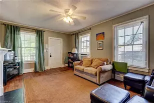 2502 Cypress St, Greensboro, NC 27405 - Photo 18
