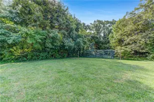 2502 Cypress St, Greensboro, NC 27405 - Photo 4