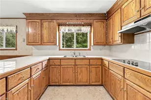 741 Kennedy Rd, Thomasville, NC 27360 - Photo 6