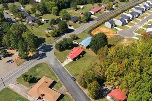 741 Kennedy Rd, Thomasville, NC 27360 - Photo 34