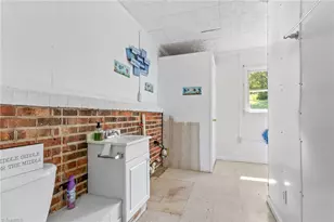 21 Front St, Sparta, NC 28675 - Photo 30