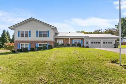 21 Front Street, Sparta, NC 28675 - Photo 1