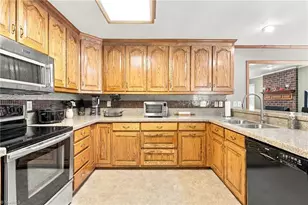 820 Lee St, Gibsonville, NC 27249 - Photo 14
