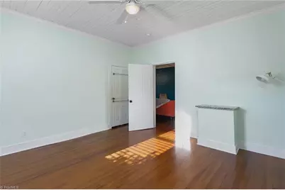 407 W Crawford Street, Mebane, NC 27302 - Photo 18