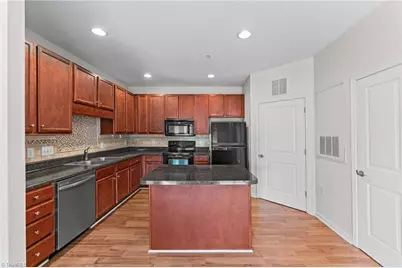 6831 Hanesbrook Circle #104, Clemmons, NC 27012 - Photo 10
