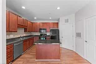 6831 Hanesbrook Cir, Clemmons, NC 27012 - Photo 10