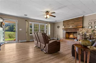 395 Irwin Grocery Rd, Laurel Springs, NC 28644 - Photo 10