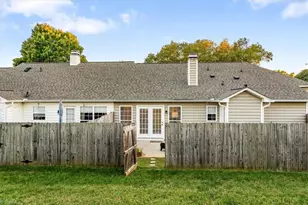 7 Shelburne Ct, Greensboro, NC 27455 - Photo 28