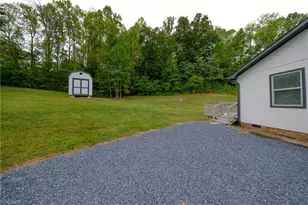 4302 Forest Manor Dr, Trinity, NC 27370 - Photo 14