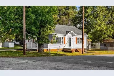 1024 Lawson Street, Eden, NC 27288 - Photo 4