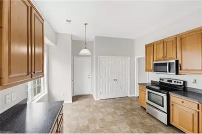 105 Silver Creek Trail, Kernersville, NC 27284 - Photo 6
