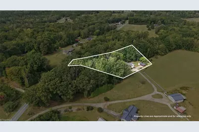 1077 Brown Farm Road, Walnut Cove, NC 27052 - Photo 4