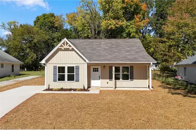 206 Ridgecrest Street, Thomasville, NC 27360 - Photo 1