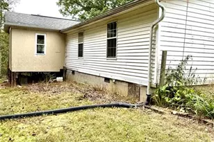 7752 W Pine St, Lowgap, NC 27024 - Photo 22