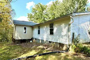 7752 W Pine St, Lowgap, NC 27024 - Photo 24