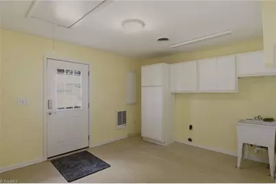 707 Fairidge Drive, Jamestown, NC 27282 - Photo 16