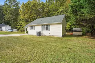 2525 Stratford Crossing Dr, Winston-Salem, NC 27103 - Photo 46