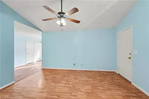 2525 Stratford Crossing Dr, Winston-Salem, NC 27103 - Photo 8