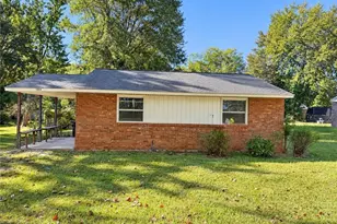 1304 Cartwright Dr, Greensboro, NC 27406 - Photo 1