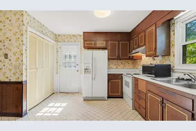 1240 Castlegate Court, Winston-Salem, NC 27103 - Photo 20