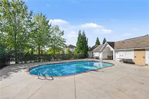 910 Central Park Ave, Greensboro, NC 27407 - Photo 28