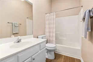 1013 Heatherstone Ct, Winston-Salem, NC 27104 - Photo 14