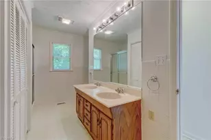 2036 Camp Springs Rd, Reidsville, NC 27320 - Photo 32