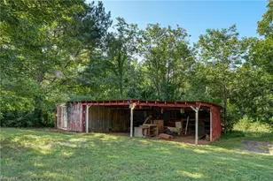 2036 Camp Springs Rd, Reidsville, NC 27320 - Photo 44