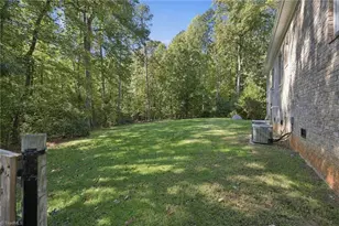 6089 Royster Rd, Greensboro, NC 27455 - Photo 48