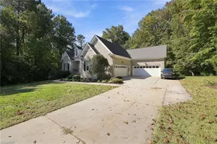 6089 Royster Rd, Greensboro, NC 27455 - Photo 8
