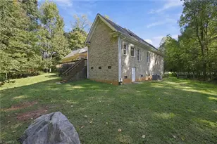 6089 Royster Rd, Greensboro, NC 27455 - Photo 46