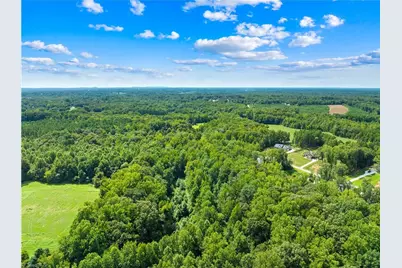 1099 Kapstone Crossing, Lexington, NC 27295 - Photo 14