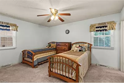 1620 Lazy Lane, High Point, NC 27265 - Photo 22