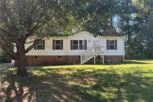 4727 Benttree Dr, McLeansville, NC 27301 - Photo 1