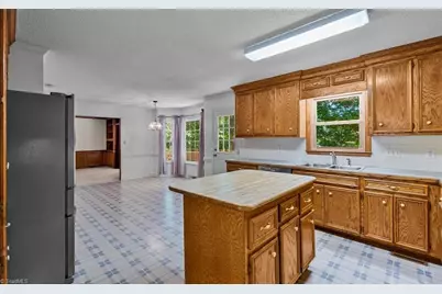 6125 Tennyson Drive, Kernersville, NC 27284 - Photo 12