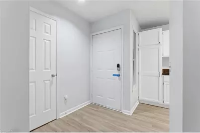 239 Oakwood Court, Winston-Salem, NC 27103 - Photo 32