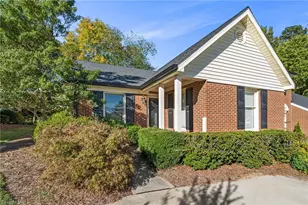 1734 Ternberry Rd, High Point, NC 27262 - Photo 4