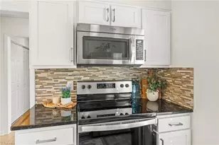 1734 Ternberry Rd, High Point, NC 27262 - Photo 10