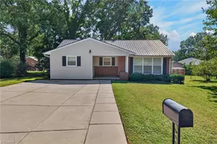 1408 Harriet Dr, Burlington, NC 27215 - Photo 2