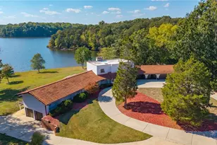 1900 La Vista Dr, High Point, NC 27265 - Photo 4