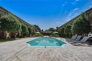 1833 Banking St, Greensboro, NC 27408 - Photo 26