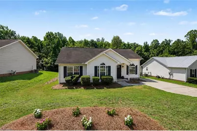 933 Londonderry Drive, High Point, NC 27265 - Photo 2