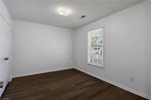 814 Guilford College Rd, Greensboro, NC 27409 - Photo 18