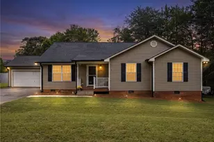 2095 Ardmore Ct, Winston-Salem, NC 27127 - Photo 1
