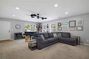 2095 Ardmore Ct, Winston-Salem, NC 27127 - Photo 8
